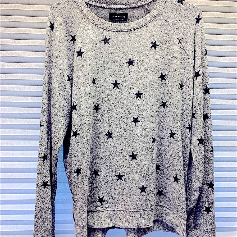 Lucky brand light gray sweater with black stars LIKE NEW!!